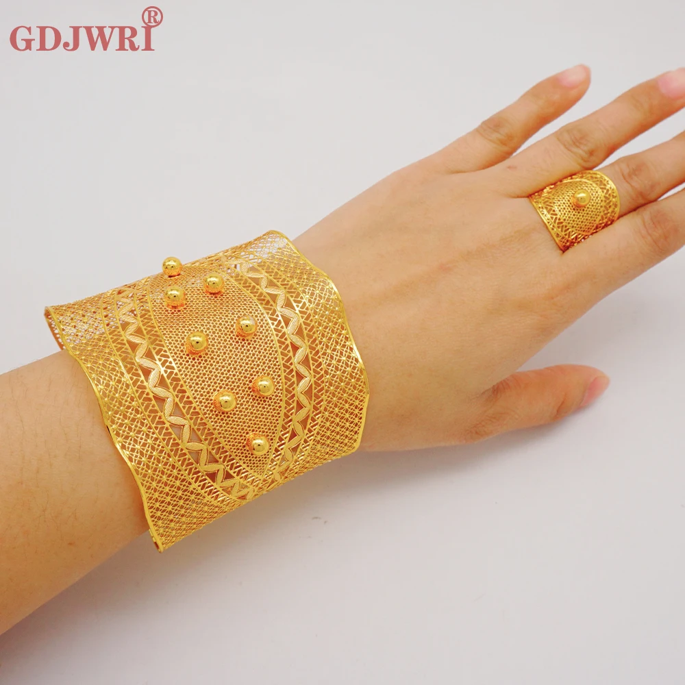 Buy Bridal Hand Chain , Ring Hand Piece , Slave Bracelet , Wrist Hand  Jewelry , Panja , Ek Angla , Bridal Hand Jewelry , Indian Bangles Online in  India - Etsy
