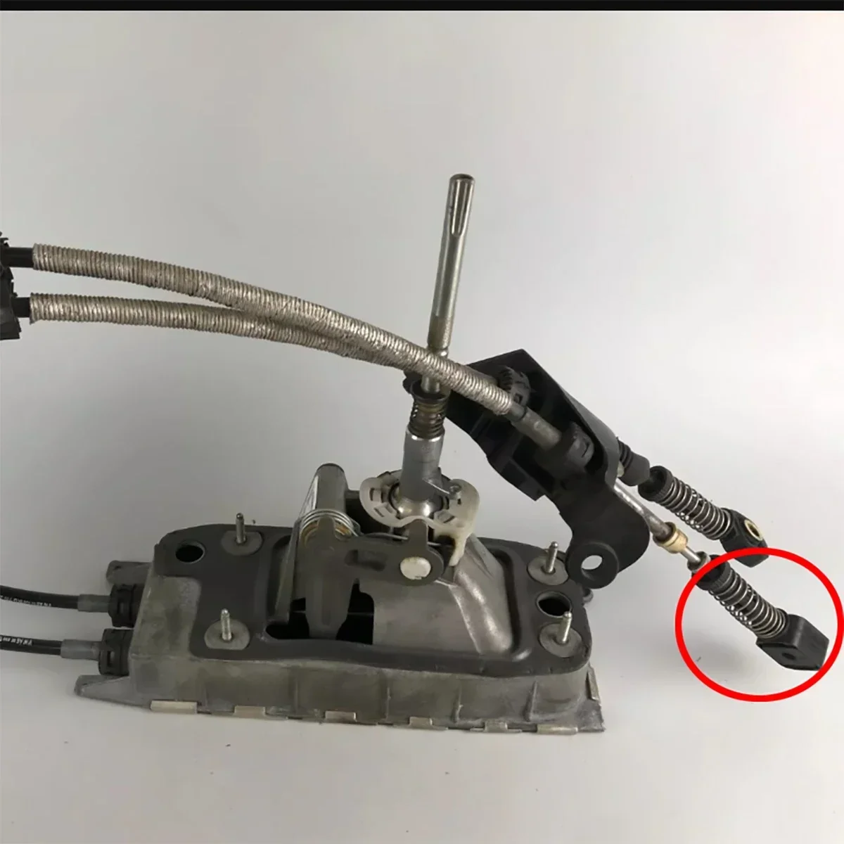 Bowden Cable Catch 1K0711761B for VW Golf MK5 MK6 MK7 Manual Gearbox Shaft Selector Change Lever Shifter Cable Linkage Rod End