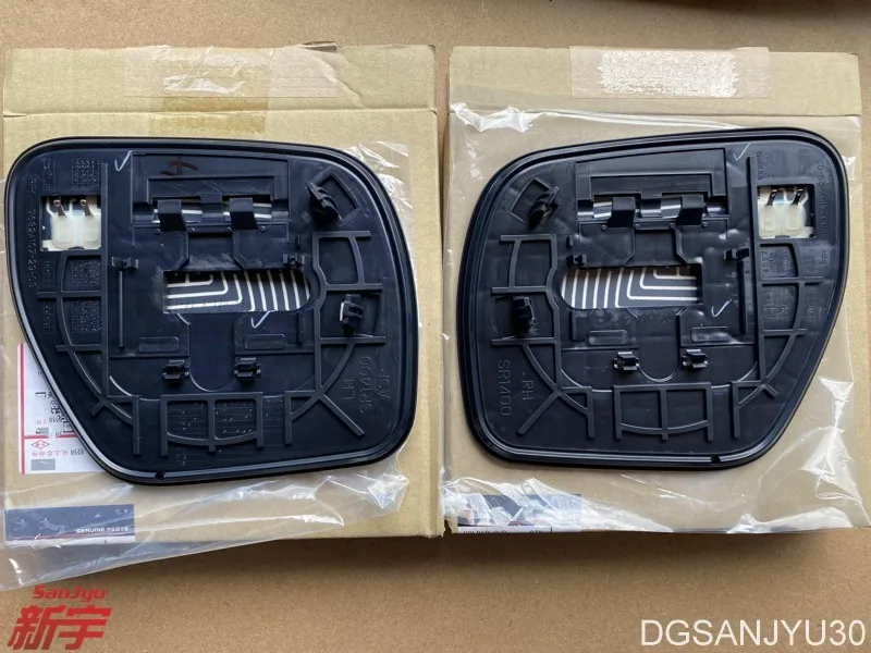 

PAJERO4 V90WV80W MIRROR & HOLDER,DOOR WHIT HEATED 7632A531 7632A522 GENUINE