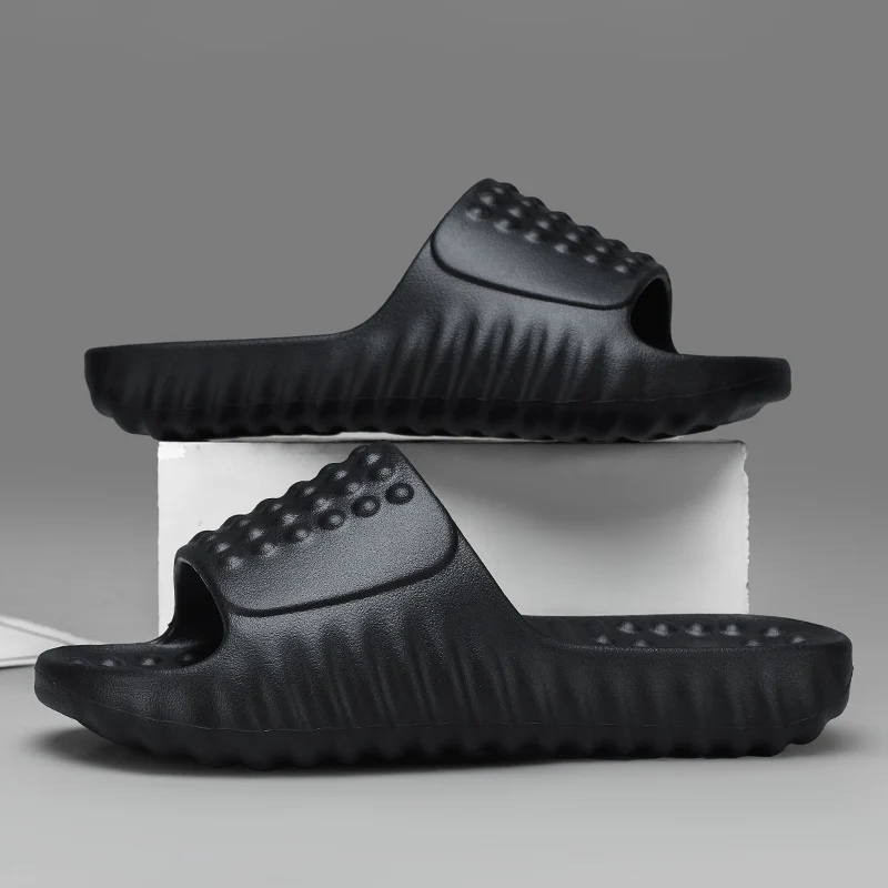 2026 New Men's Slippers Indoor Outdoor Sandals Beach Male Massage Comfortable Slides Clogs Casual Shoes Men Women House Slippers