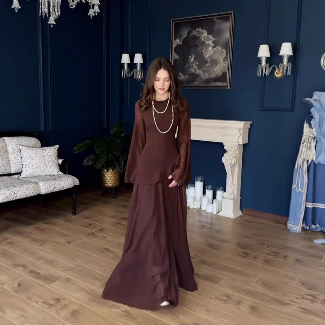 فستان نسائي