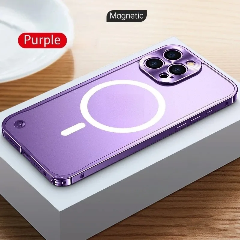 Sleek Metal Aluminum MagSafe-Compatible Magnetic Bumper Case with Matte Clear Back