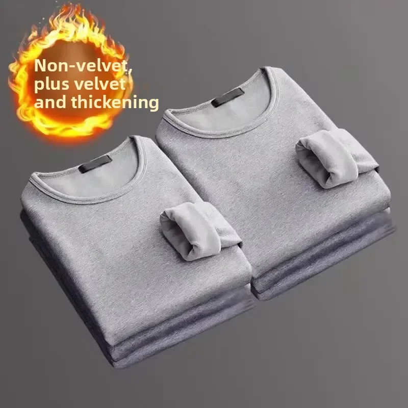 PlatiNum Fleece T-Shirt Wearing Example