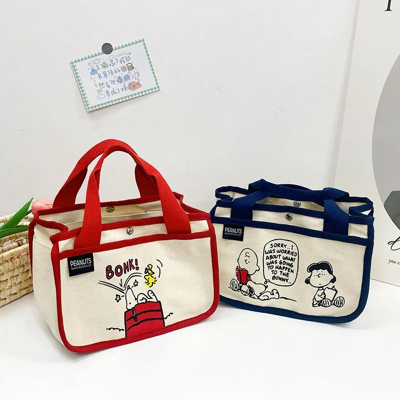 

Snoopy Lovely Tide Kawaii Cartoon Portable Canvas Bag Multi Functional and Large Capacity Bento Bag Tote Bag Mommy Bag