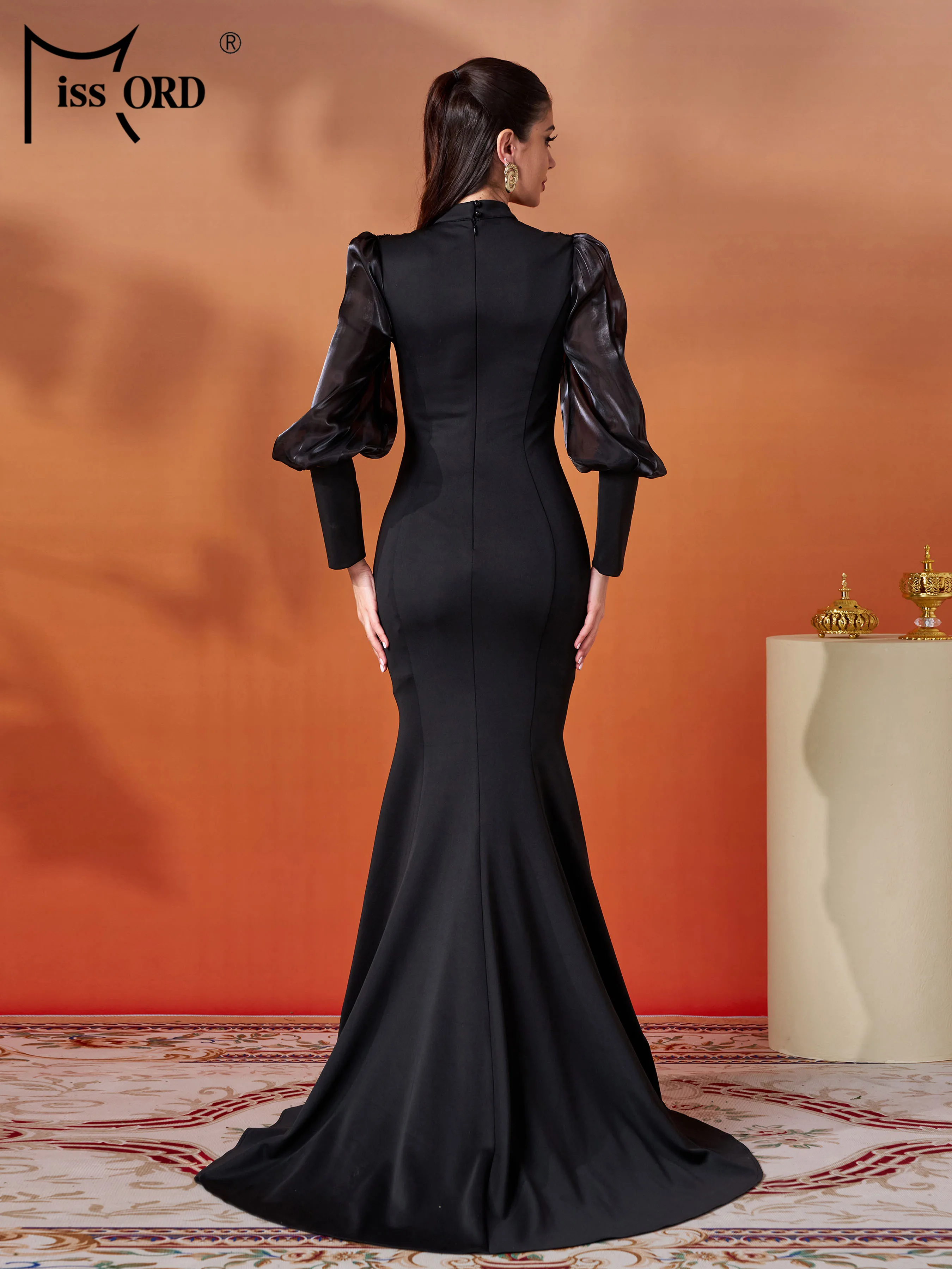 Missord جديد جولة الرقبة فانوس الأكمام السوداء حور...