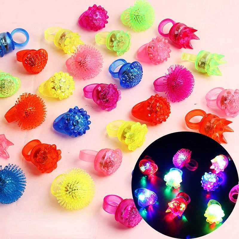 

1PC Randomly Soft Rubber LED Luminous Rings Creative Children Cartoon Toys Cute Gift Flash Ring Luminous Finger Lamp Ring Toy