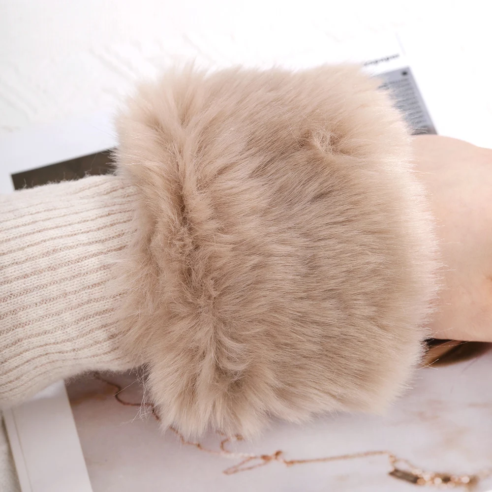 Winter Warm Women Faux Fur Arm Sleeve Soft Elastic Wrist Slap On