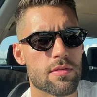 Lunettes de soleil rétro œil de chat pour femmes, lunettes carrées vintage pour femmes, lunettes de soleil tendance, protection UV surdimensionnée, verres miroir 2
