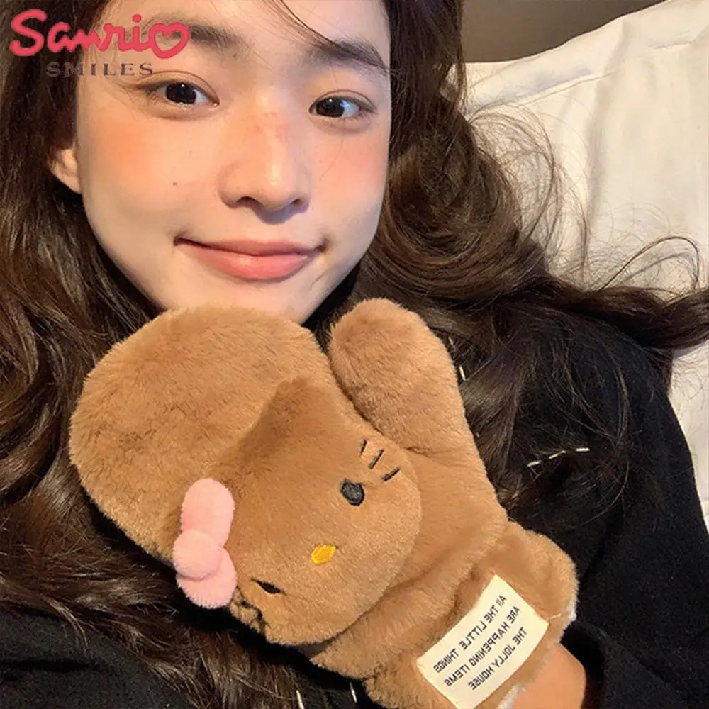 Рисунок 5 - Зимние плюшевые перчатки Sanrioed Hello Kitty