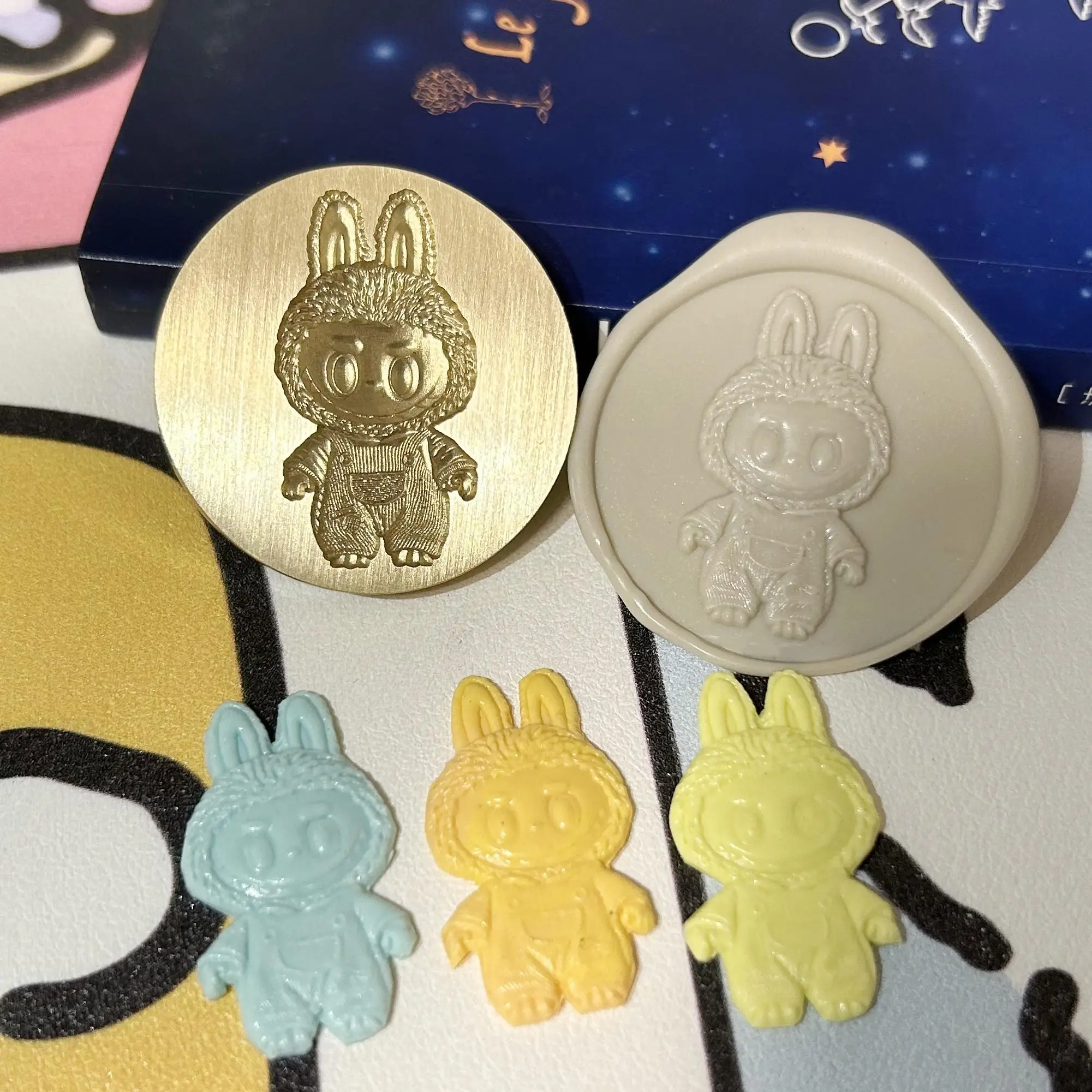 Hot Labubu Fire Seal Seal Head Multi-Layer Relief Cute Fine Carved Copper Head Invitation Envelope Sealing Stamp Surprise Toy