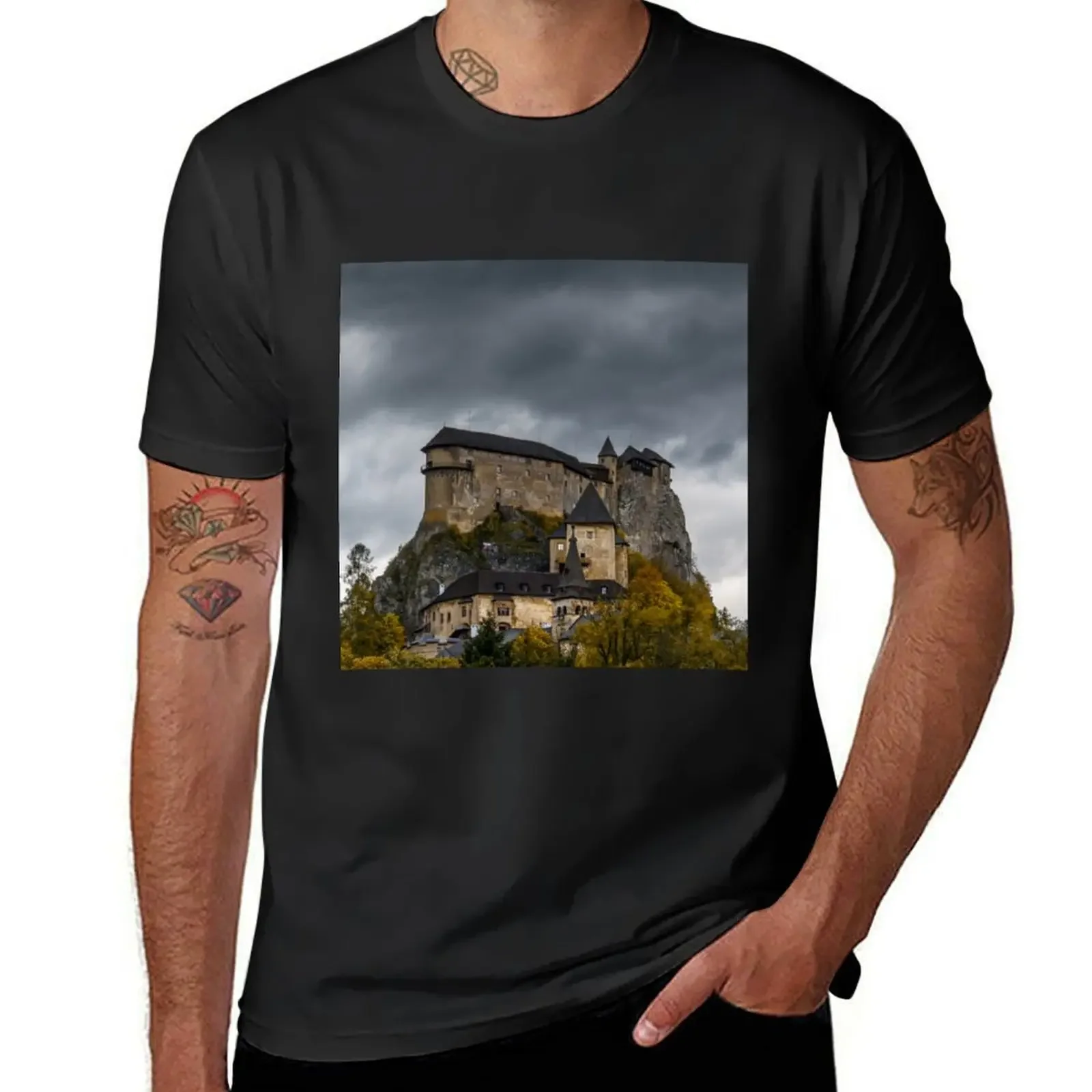 

Orava Castle T-shirt cute tops sports fans T-shirt men