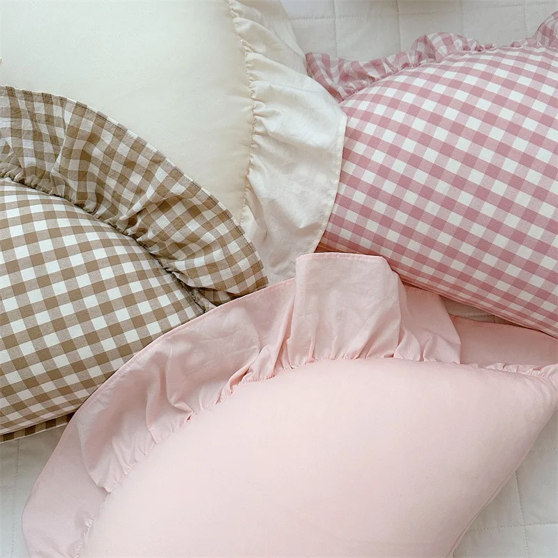 Moon Shape Lattice Baby Pillow Cushion Ruffles Pillow Newborn Babies Accessories Bedding New Born baby room decoration Kid