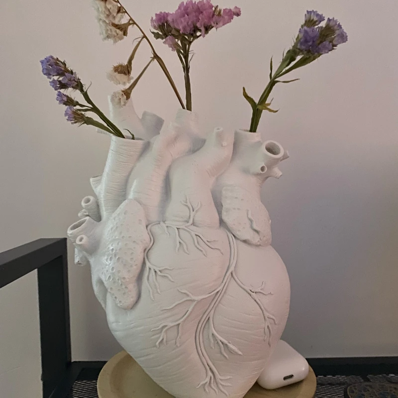 Heart Shape Flower Vase Resin Vase Dried Flower Container Vases Pots Body Sculpture Desktop Flower Pot Home Decoration Ornaments 2