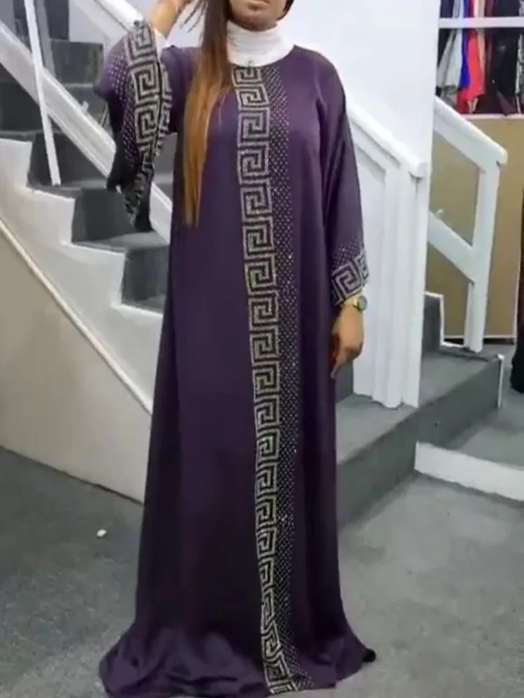 Long African women's dress large size made of rhinestone elegant from polyester fibers for traveling and moving in different areas