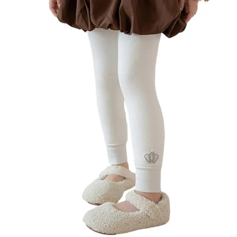 Atmungsaktive, dehnbare Leggings mit fröhlichem Kronen-Design, stilvolles, kurzes Leggings-Paar, perfekt für Sport und Freizeit – Detail 2