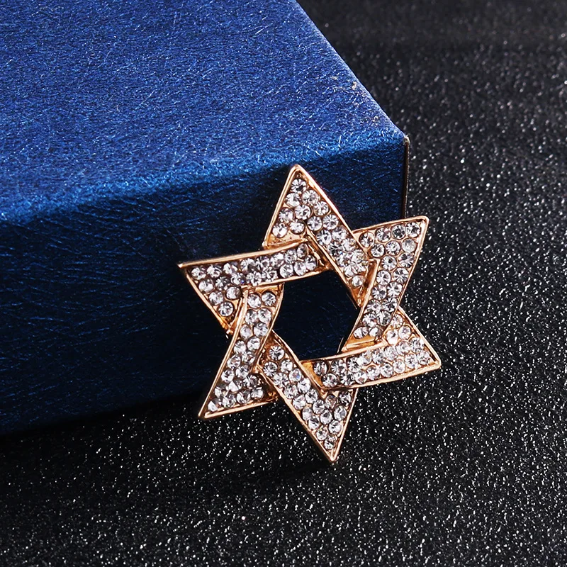 Broche métal perles bijoux étoile et plume femme