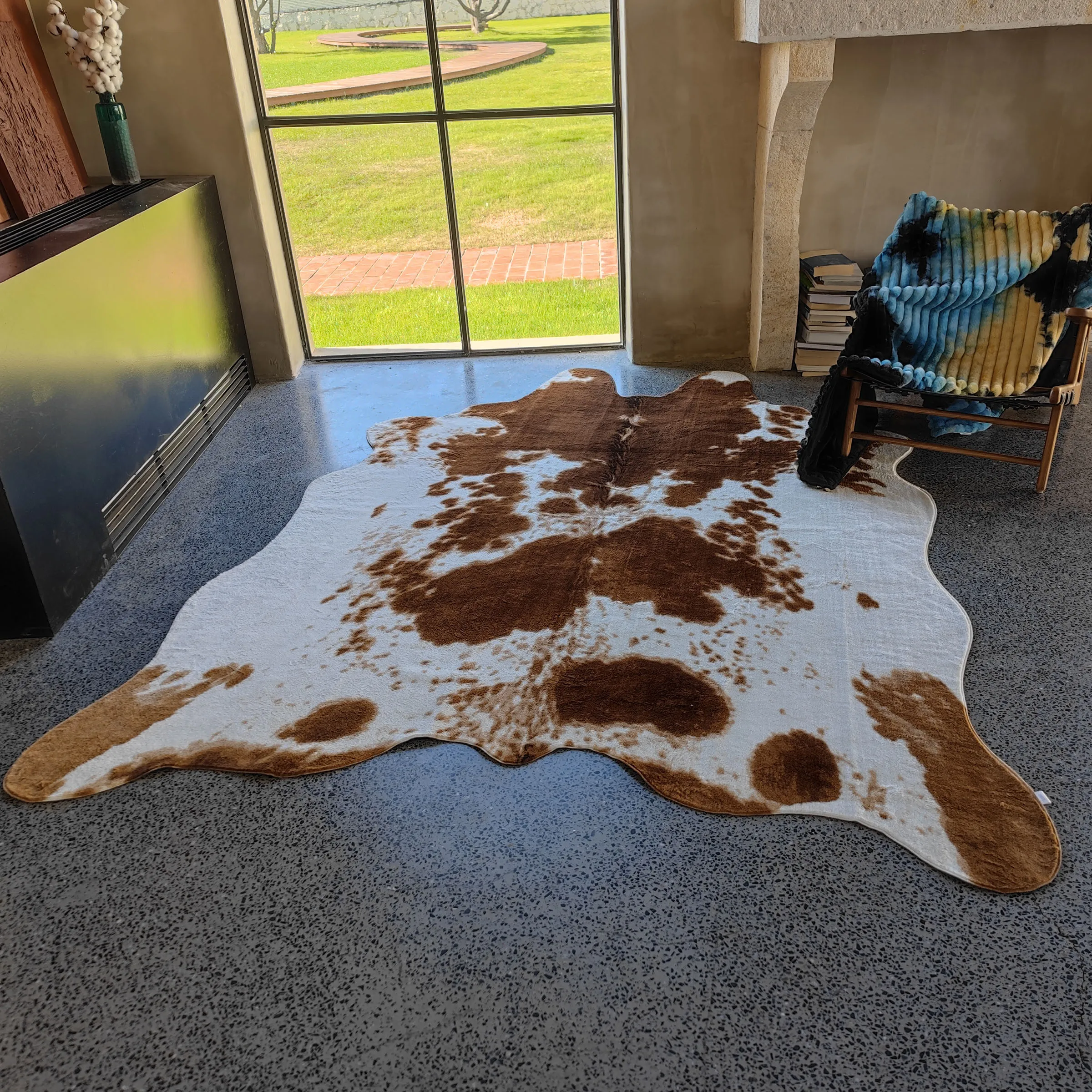 New 140X200Cm Faux Cowhide Rug Carpet For Living Room Bedroom Western Home Decor Faux Fur Cow Print Rugs 4