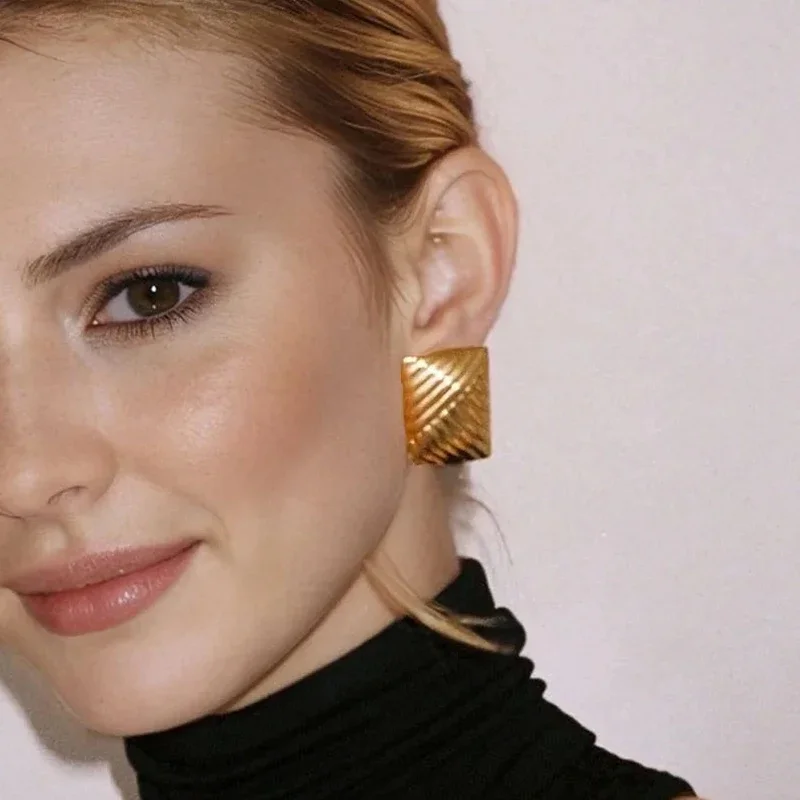 Vintage Geometric Texture Striped Love Heart Stud Earrings Quality Stainless Steel Oval Square Gold Color Ear Buckle Studs Joias