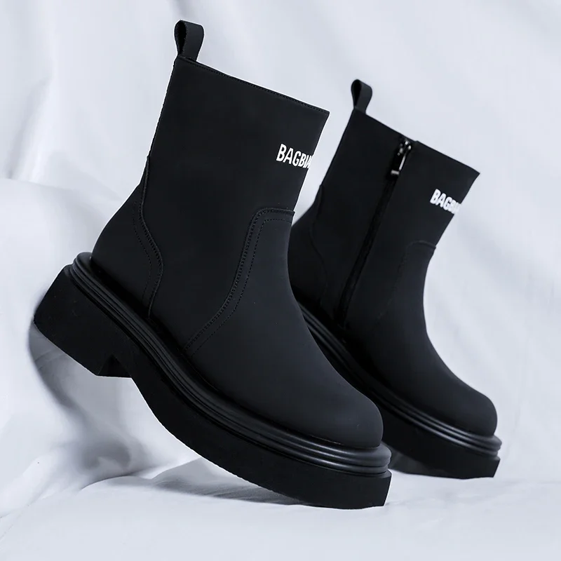 British Style Men Round Toe Boots Lightweight Non Slip Casual Leather Shoes Thick Bottom Designer Ankle Boots Outdoor Shoes