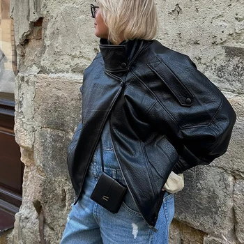HXAO سترة من الجلد الصناعي معطف طويل الأكمام سترات منفوخة للنساء معاطف قصيرة سترة سوداء برقبة عالية وسحاب للدراجات النارية 3