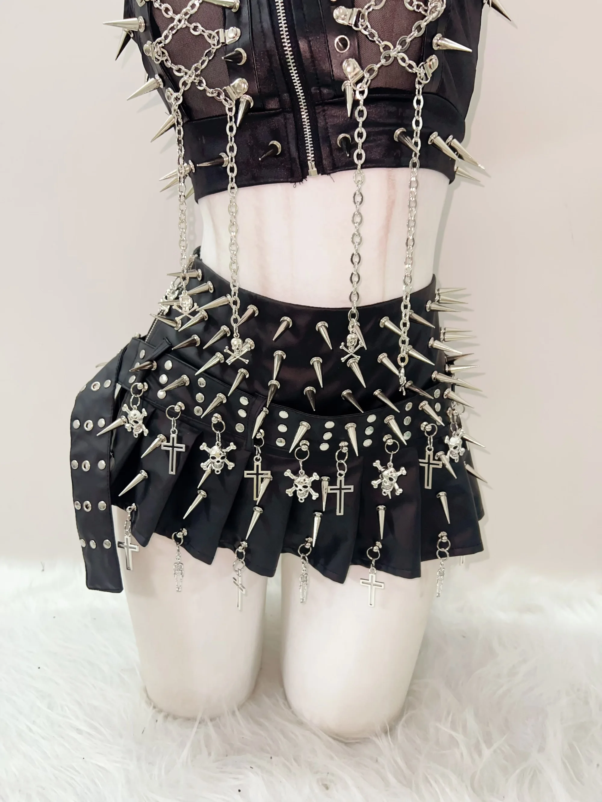 gothic clothes y2k clothes Cross Skirt Skull Short skirts y2k fashion Gothic Skirt y2k Short skirts Cross vintage Short skirts
