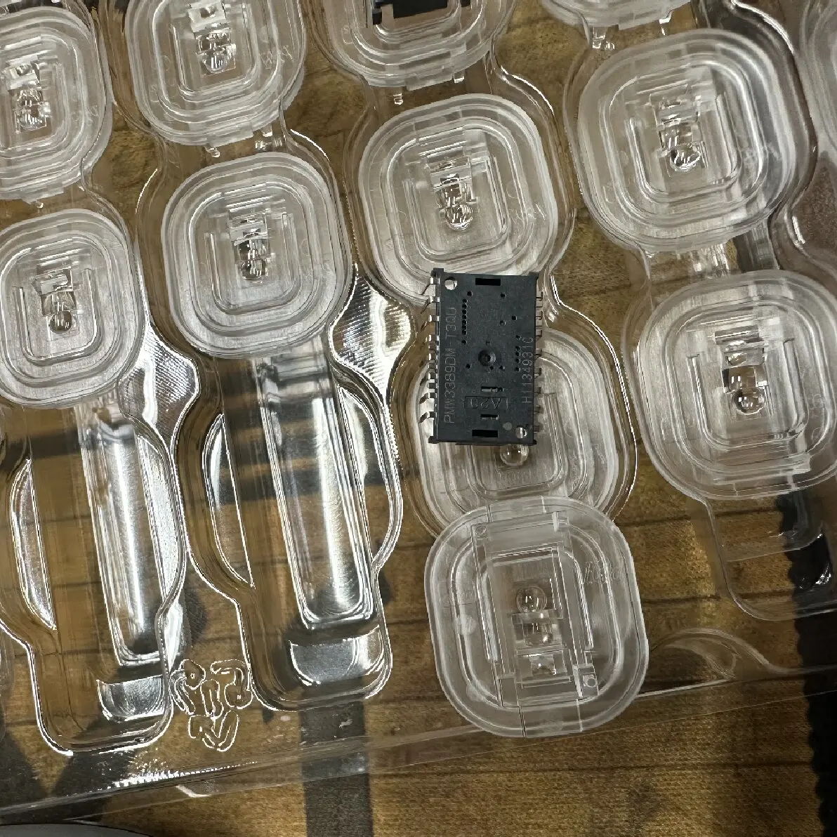 

PMW3389DM-T3QU 3pcs