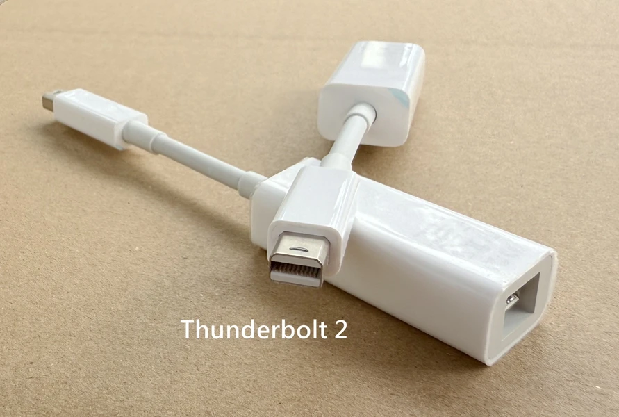 MacBookアクセサリー Thunderbolt to FireWire Adapter Apple Thunderbolt to FireWire Adapter - Phonerefix