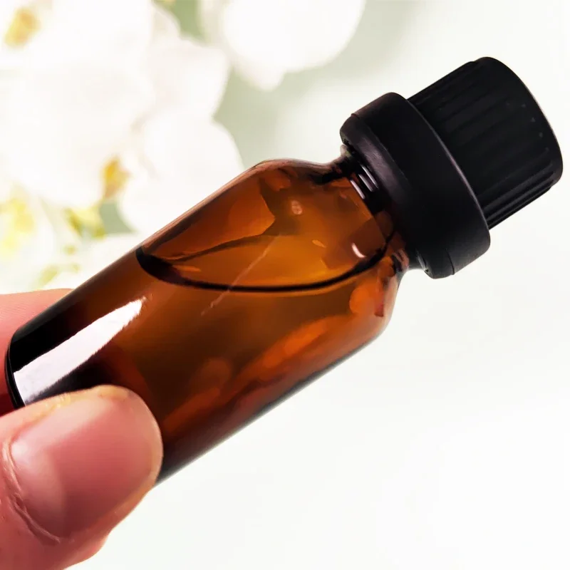 Refillable Amber Glass Bottles for Essential Oils - Set of 6 with Droppers and Caps