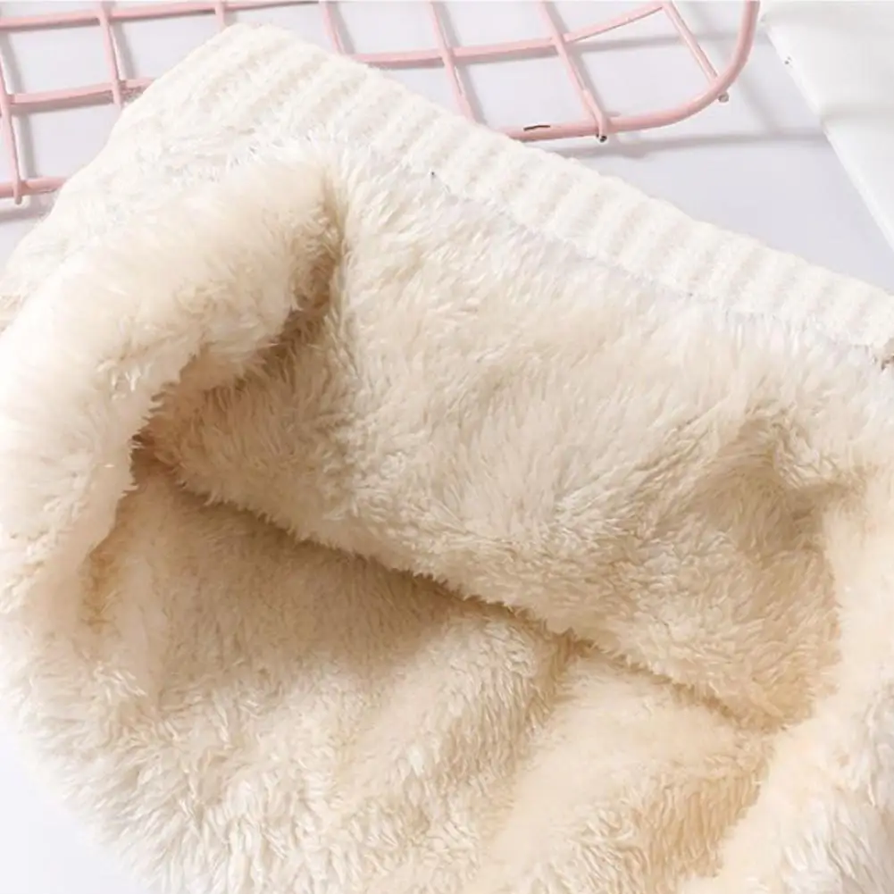 Рисунок 4 - Зимний шарф для женщин