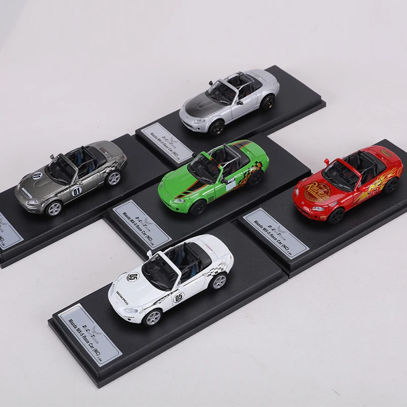 DCT 164 MX5 Race Car