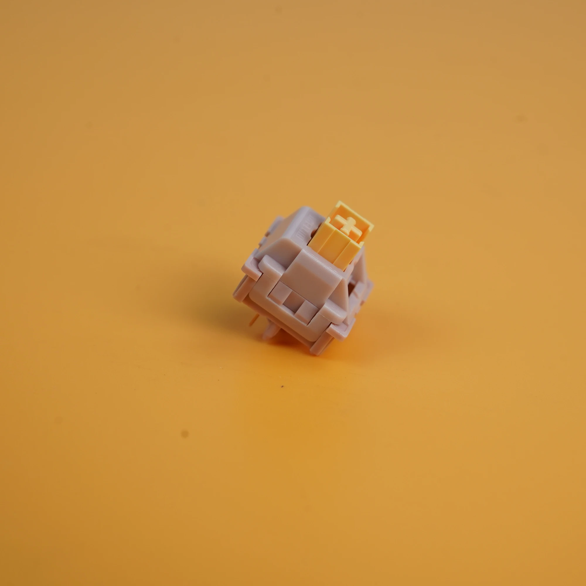 Teclado Mecânico, Tátil Linear, Lubed Game PC, 5 Pins