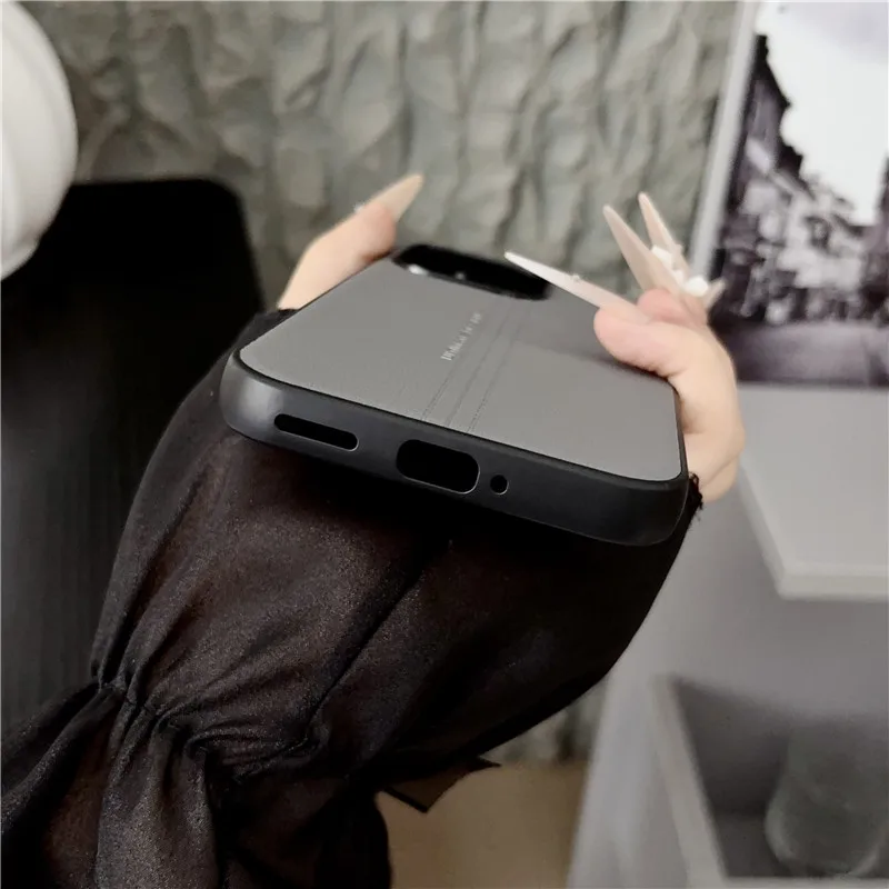 Simple Style High-Quality PU Leather Shockproof Back Phone Case