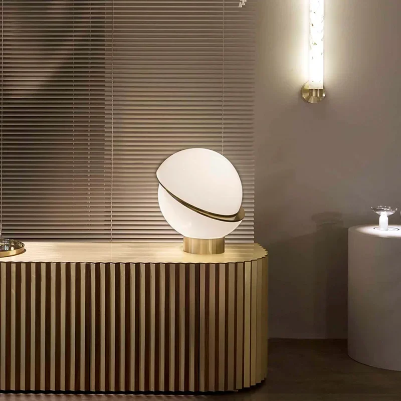 Nordic LED Simple New Chandelier Table decoration Bedroom Dining Living room Bookstore Gold hanging light ball lampshade
