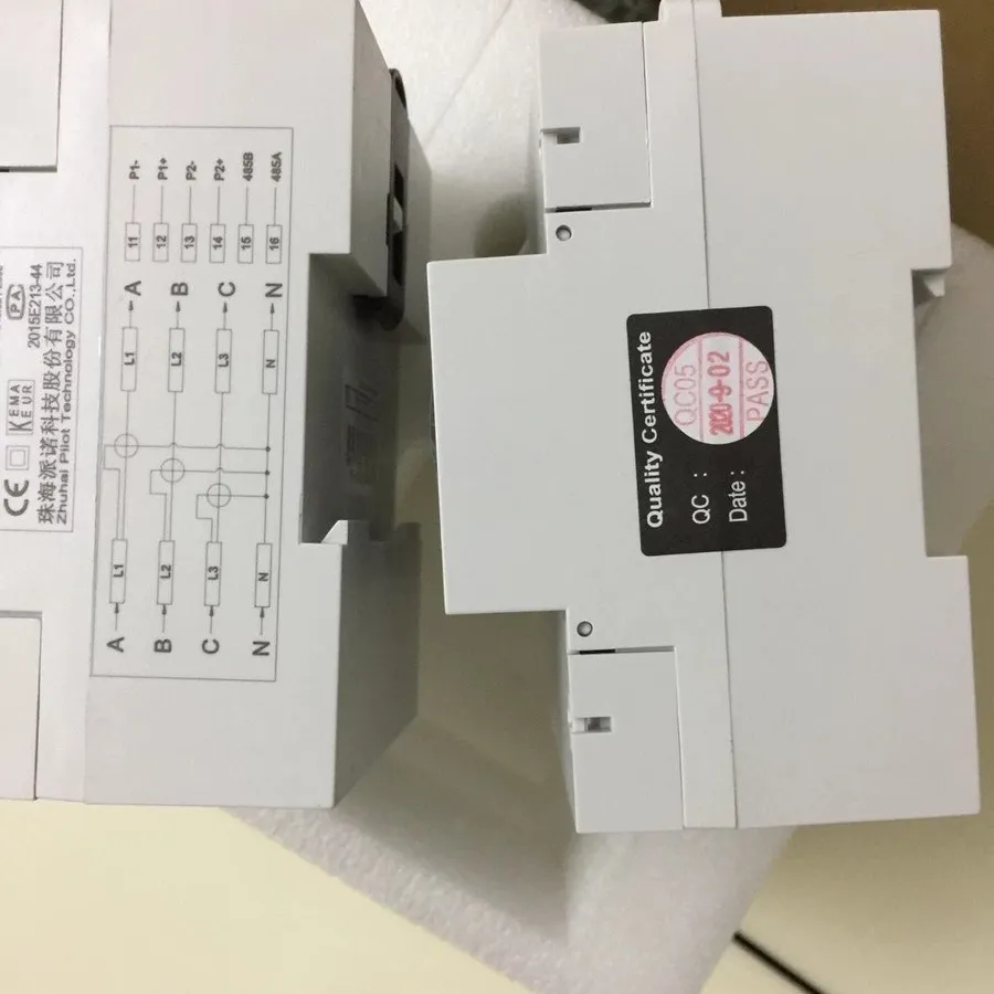 

SPM93 Two specifications of three-phase multi-function electricity meter: 63A straight in type, 6a through