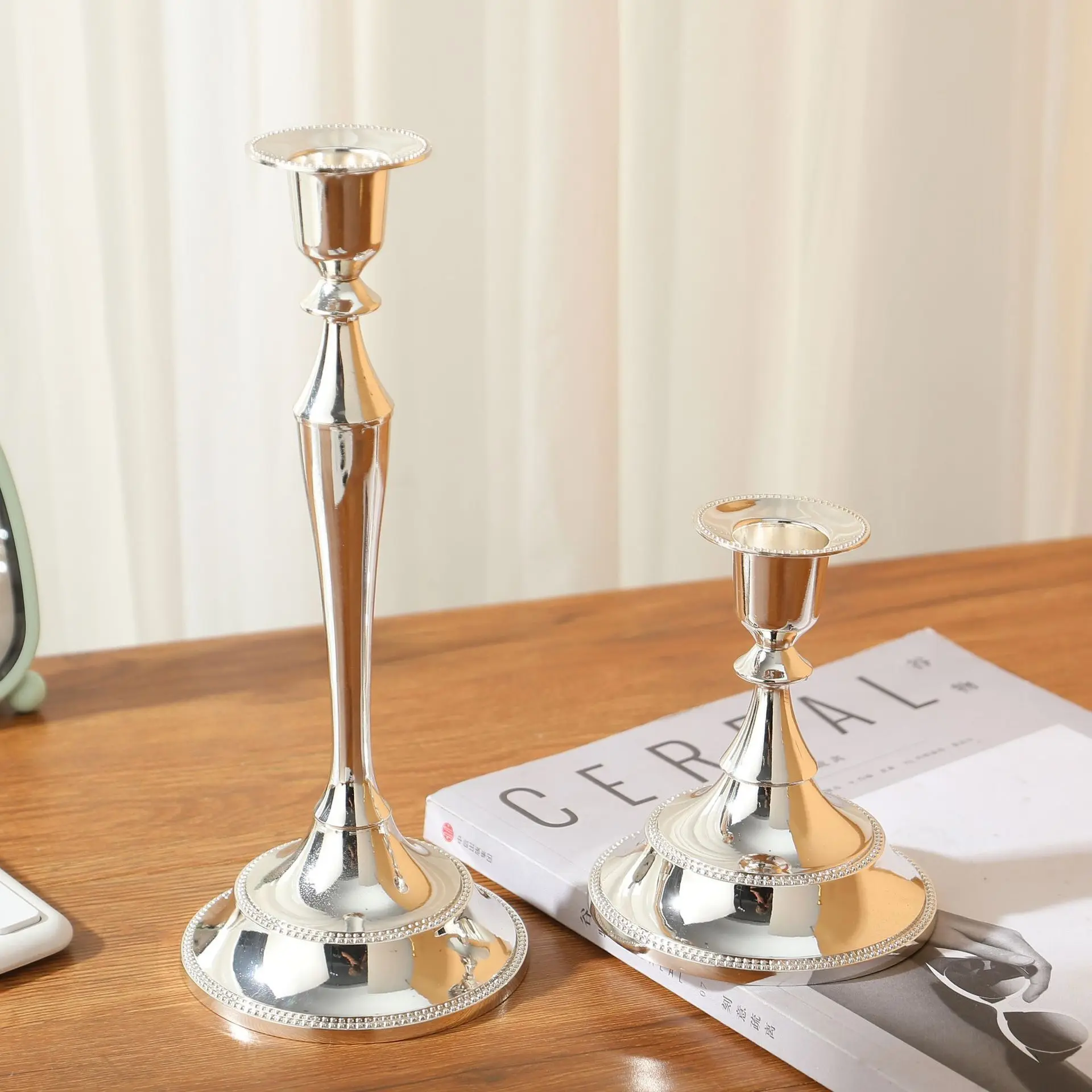 Wedding Zinc Alloy Retro Candle Holder Romantic Dinner Candlestick