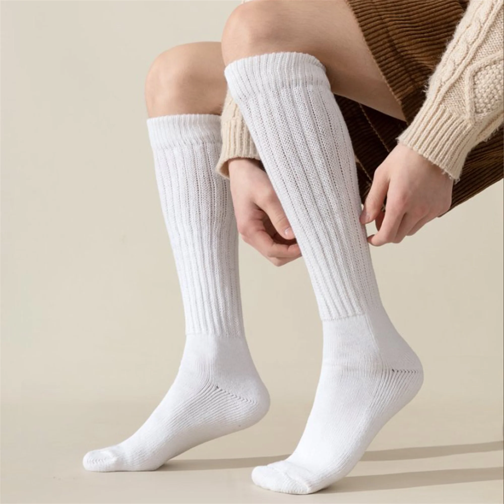 Stylish Men s Solid Color Knee High Tube Socks for Fashionable and Warm Over the Calf Long Socks Look
