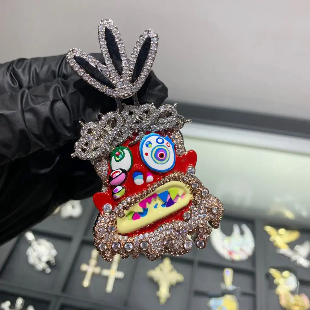Uwin Melted Utopia Dream Pendant Colorful Enamel Dripping Oil Cartoon Necklaces For Man Hip Hop Jewelry
