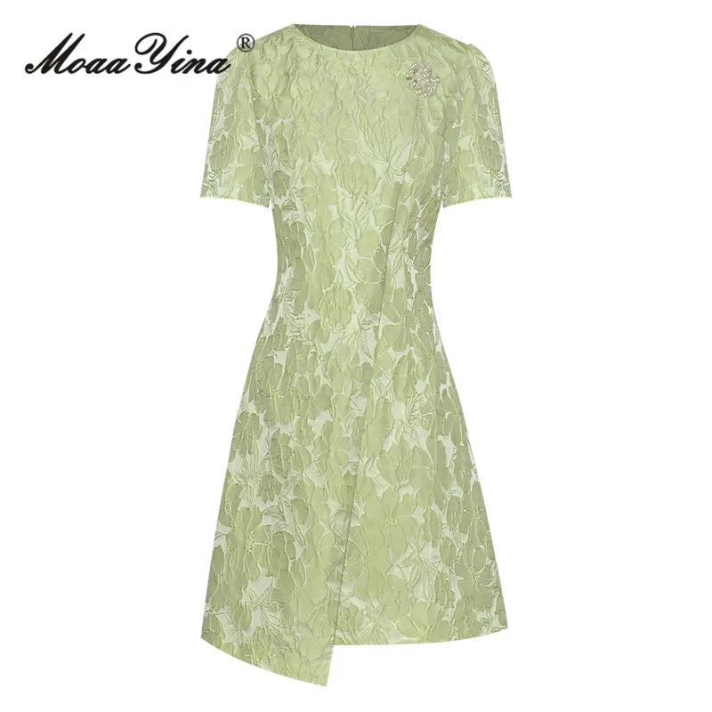 

MoaaYina Summer Fashion Runway Light Green Vintage Party Dress Women's O-Neck Beading Brooch Jacquard Irregular Loose Midi Dress