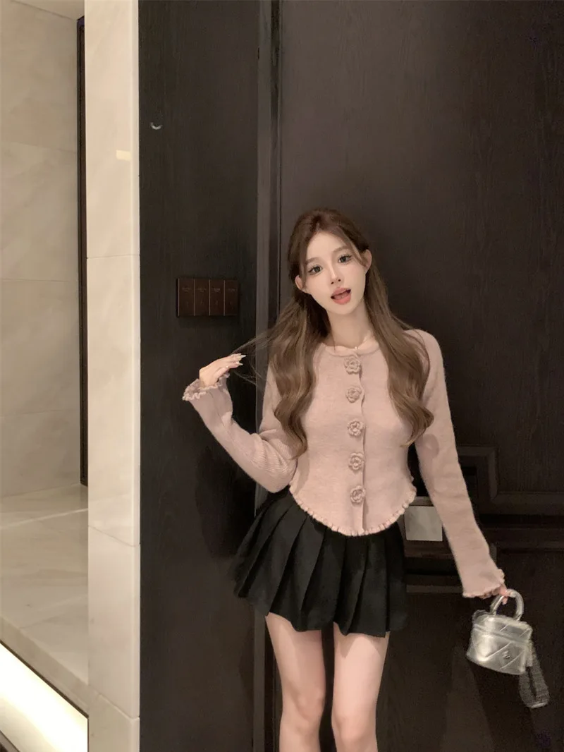 Женская трикотажная рубашка с круглым вырезом и длинными рукавами