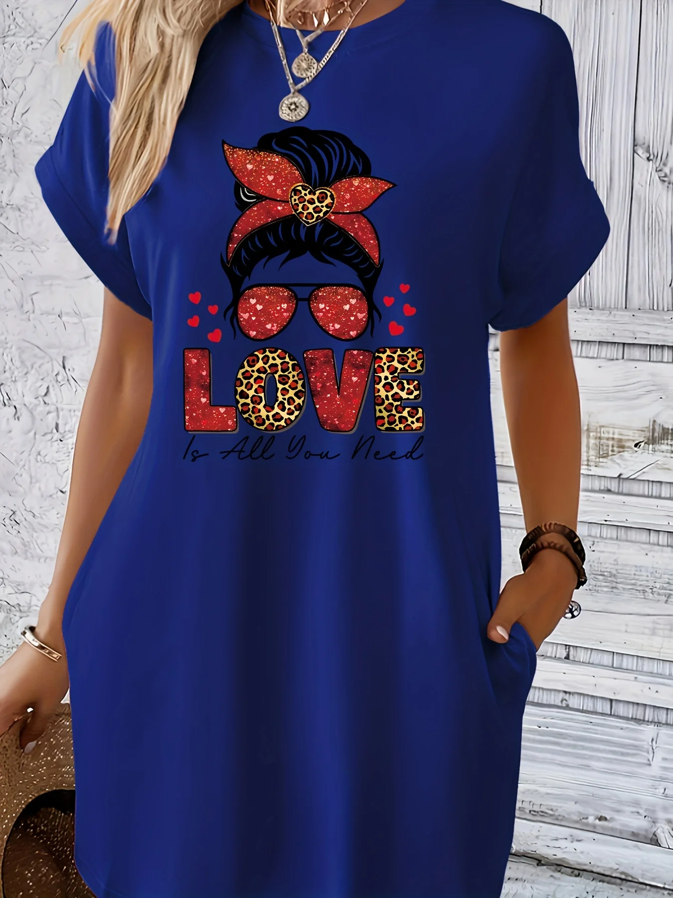 "Love Is All You Need" Women's Casual Pocket Dress - Light Green Sb629b4df84c247feb804846bb50fde47c