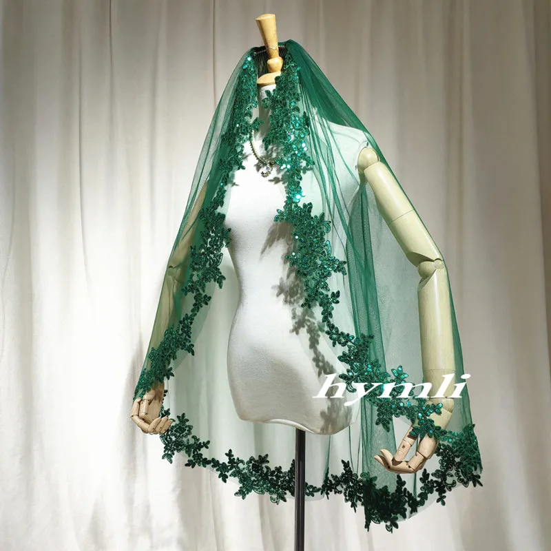 Single-Layer Dark Green Veil Sequin Lace Appliqu&eacute; & Metal Comb, Personalized Choice &ndash; Distinctive Wedding Style