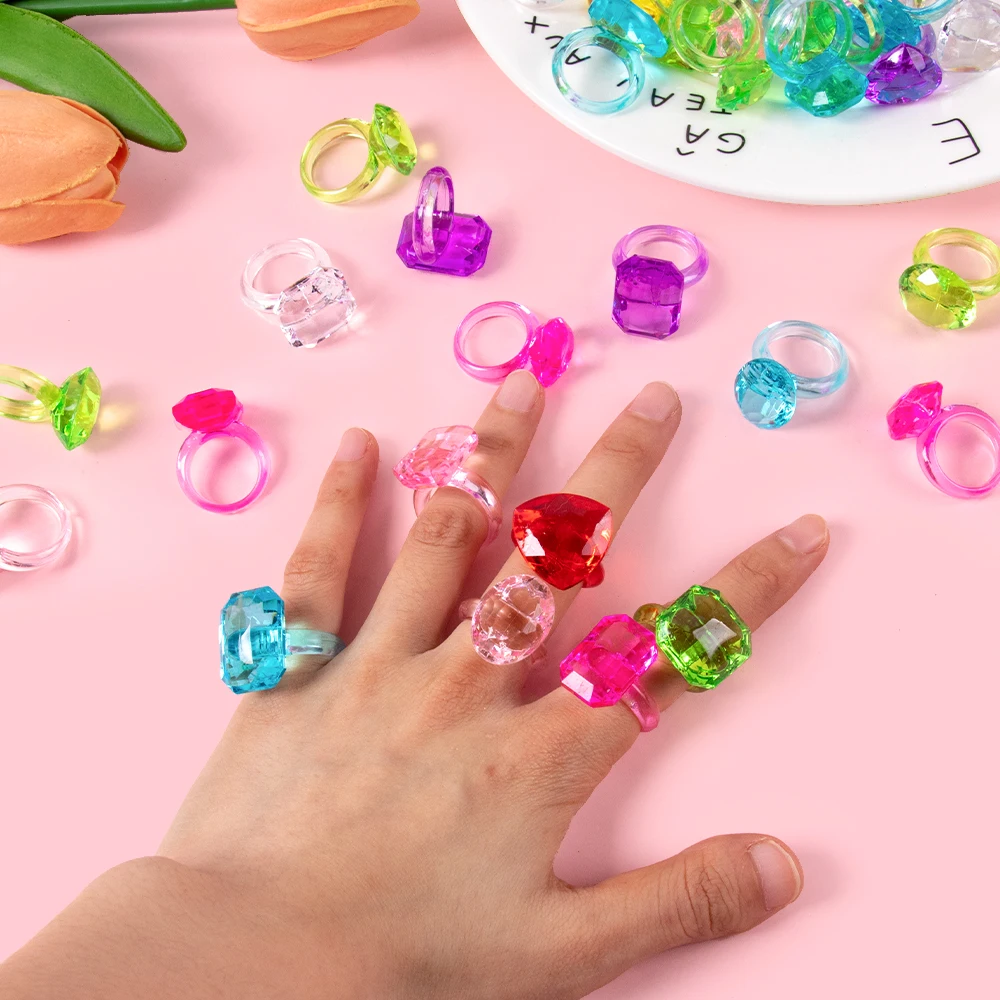 Plastic Pretend Engagement Rings 20/40pcs Plastic Colorful Gem