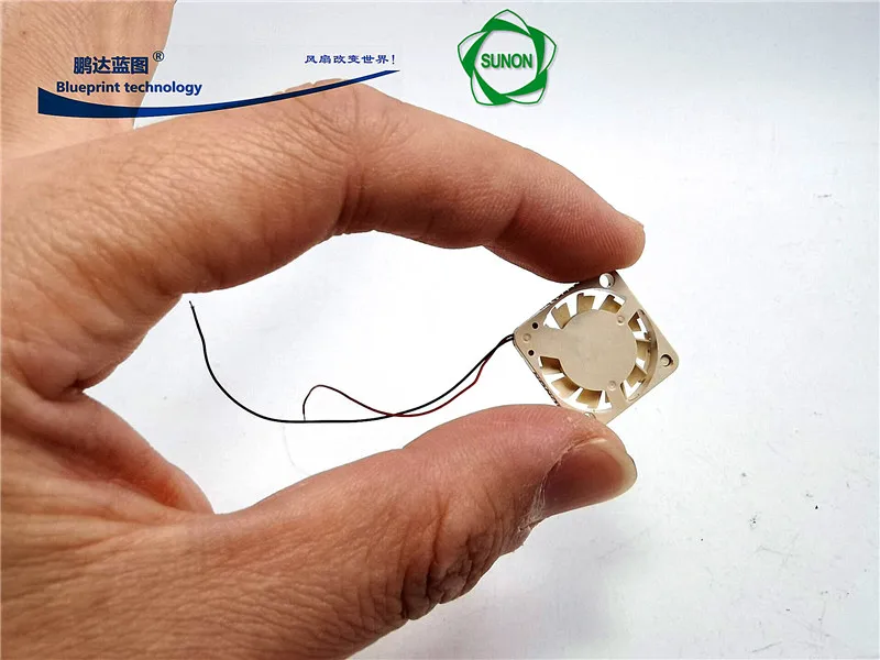 New UF3H3-702 1703 5V3.3V 1.7CM 17 * 3MM mini UAV Computer fan