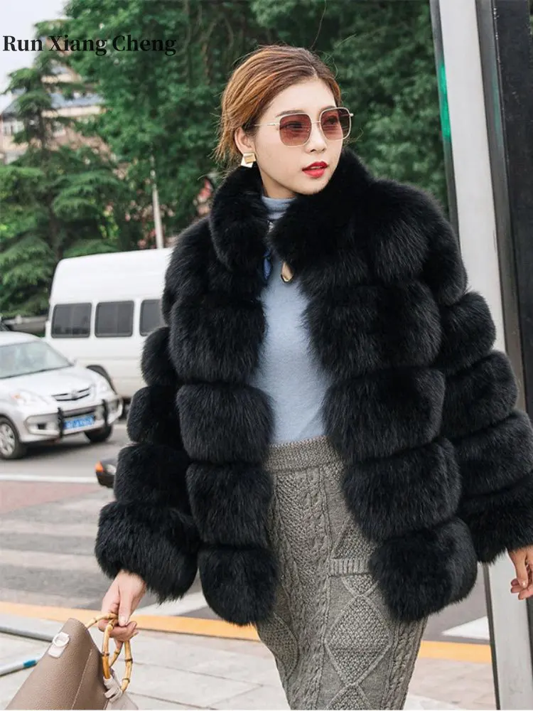 Winter Women's Fur Coat 2023 New Luxury Imitation Fox Fur Coat Striated Fluffy Stand Collar Fashion Zipper Faux Fur Plush Jacket