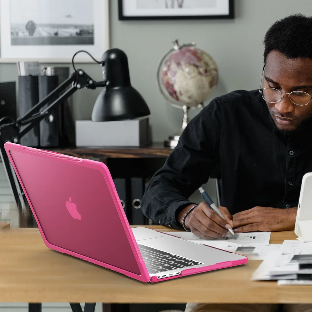 Sleek Protective Laptop Case with Foldable Kickstand – Full Coverage
