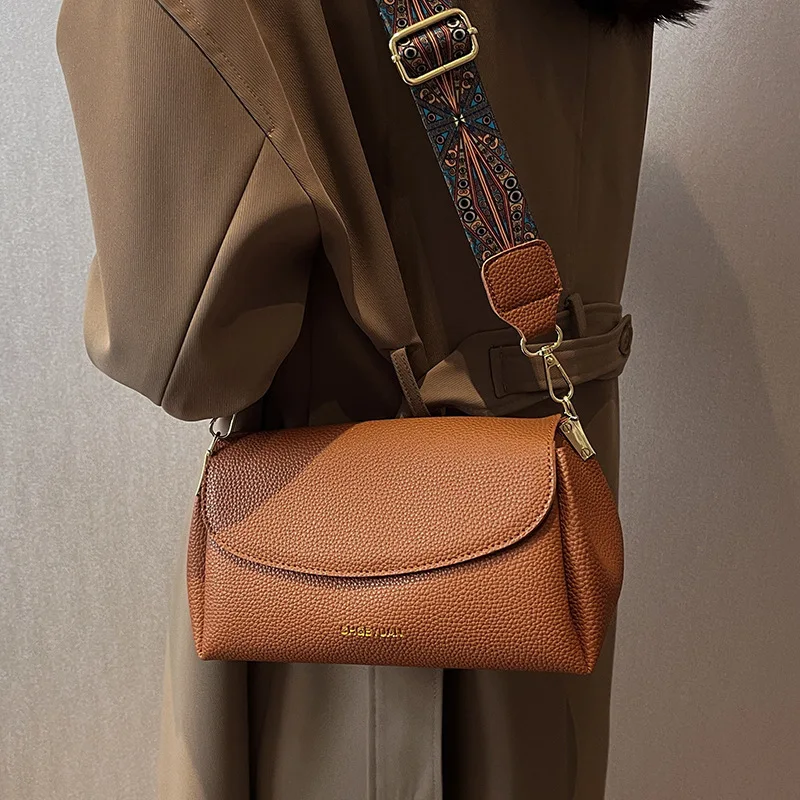 2023 New Trend Hight Quality and High-Capacity Fashion Crossbody Bag for Women Student Sale WIth Free Shipping