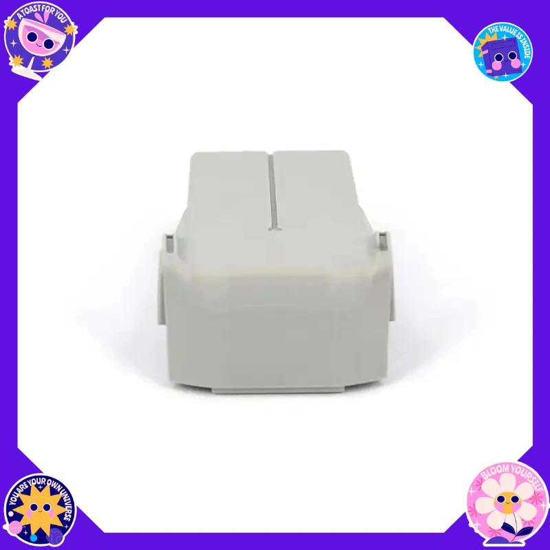 Batterie de vol pour DJI Mini 3 Pro 4 Pro présentée en angle, montrant son épaisseur et ses contacts.