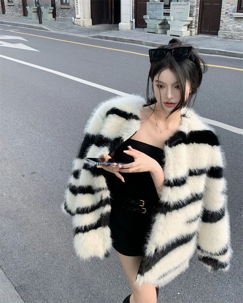 Zebra Patterned Faux Fur Retro Fur Coat For Women 2024 New Loose Korean Version For Young Niche Loose High-end Trendy Commuting
