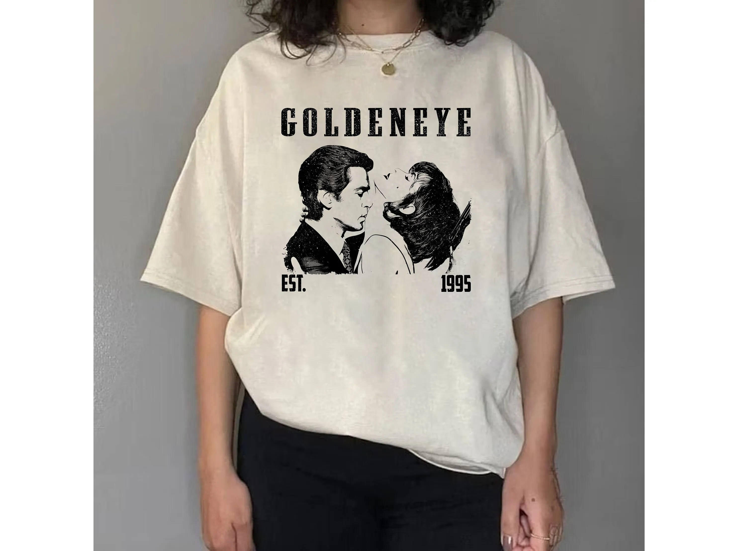 Винтажная Футболка GoldenEye Merch с круглым вырезом в стиле ретро