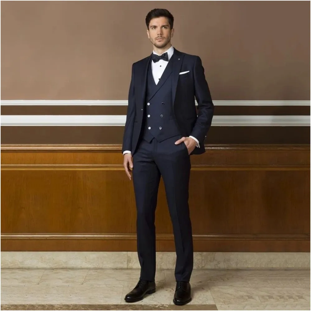 

Elegant Men Suits Slim Fit 3 Pieces Formal Peaked Lapel Groomsmen Wedding Prom Suit Blazer+Vest+Pants Tailor Made Costume Homme